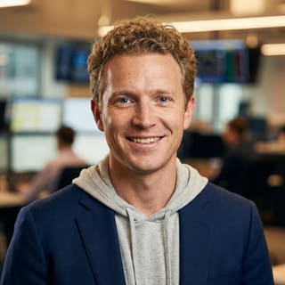 Ryan Brooks, analyste principal du trading chez Lune Rendaure
